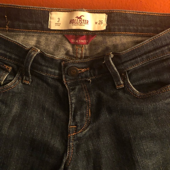 Hollister Blue Jeans juniors size 3....w26 - Picture 2 of 3